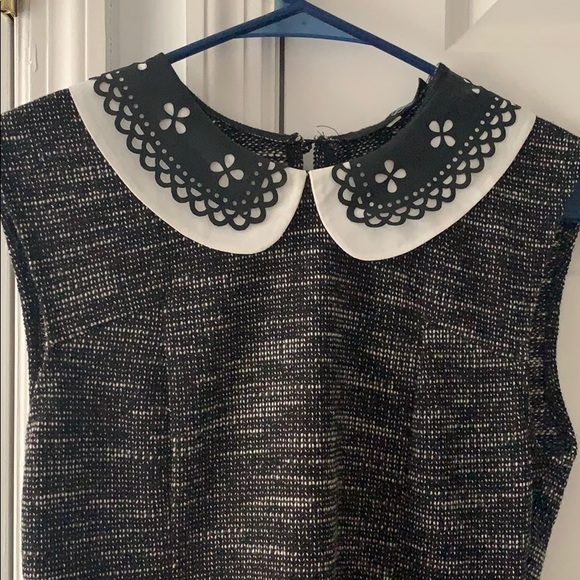 Black top - Picture 2 of 4